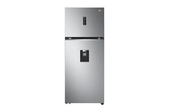 Técnico LG atendiendo refrigeración LG en Bucaramanga